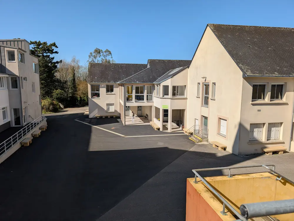 bourses lycée kerustum