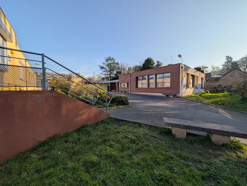 Collège Kerustum