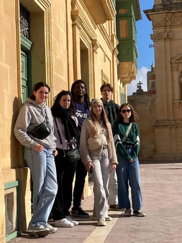 Erasmus stage à malte kerustum